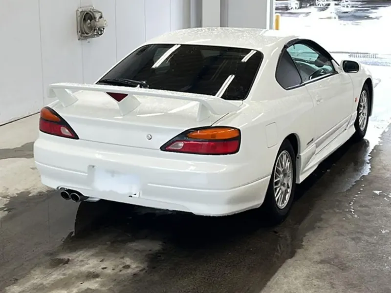 Nissan Silvia SPECIFICATIONS S AERO · 1999 – Weitere Ansicht (Auktionsfoto)