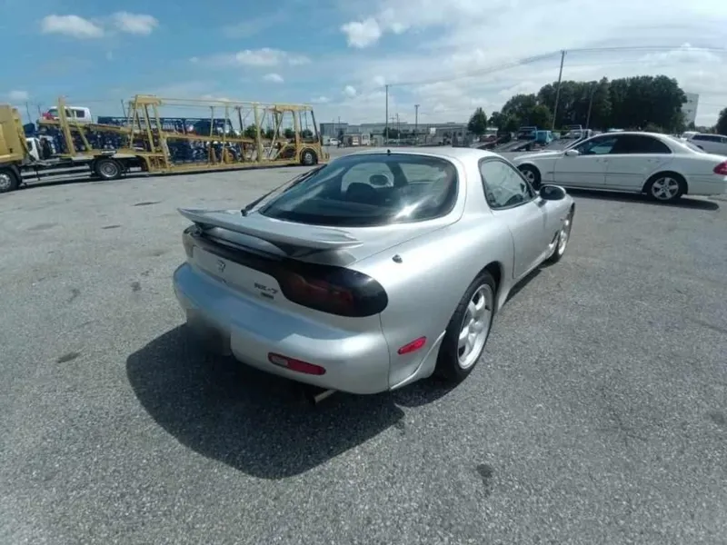 Mazda RX-7 TYPE RS · 1996 – Weitere Ansicht (Auktionsfoto)