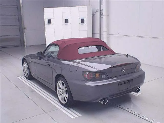 Honda S2000  · 2003 – Weitere Ansicht (Auktionsfoto)