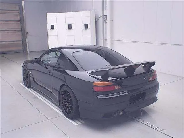 Nissan Silvia SPECIFICATIONS S · 1999 – Weitere Ansicht (Auktionsfoto)