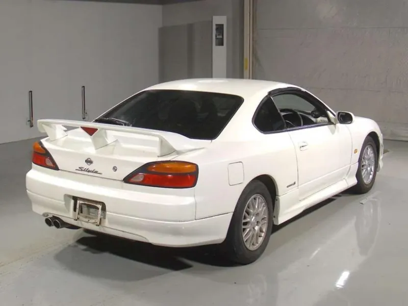 Nissan Silvia  · 1999 – Weitere Ansicht (Auktionsfoto)