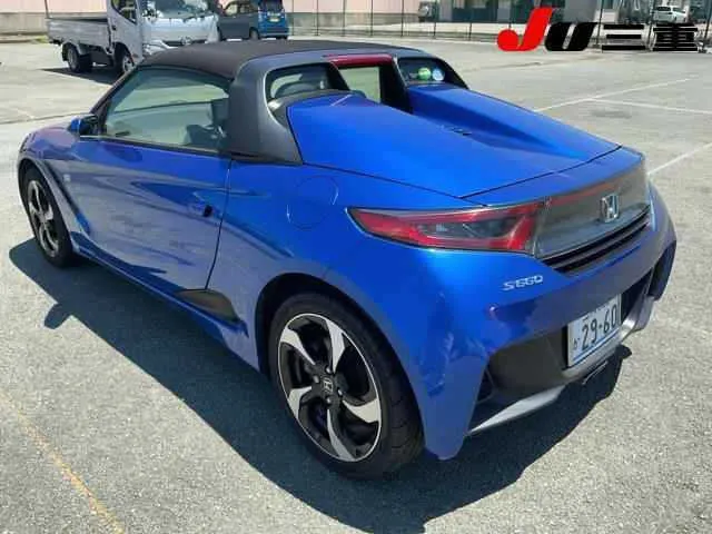 Honda S660 ALPHA · 2019 – Weitere Ansicht (Auktionsfoto)