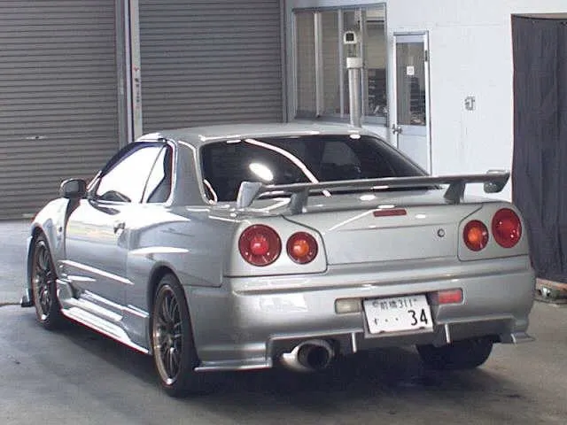 Nissan Skyline 25GT TURBO · 1998 – Weitere Ansicht (Auktionsfoto)