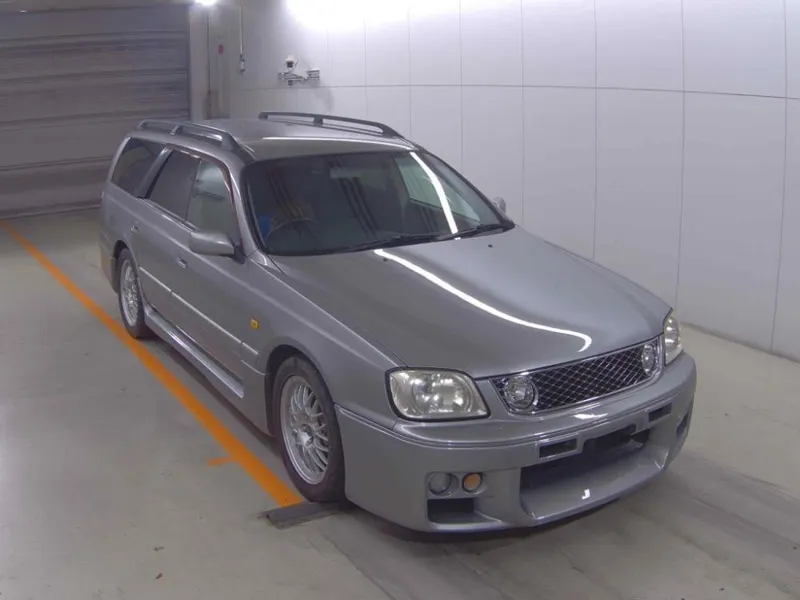 Nissan Stagea "AUTECH" VERSION 260RS · 2000 – Außenansicht (Auktionsfoto)