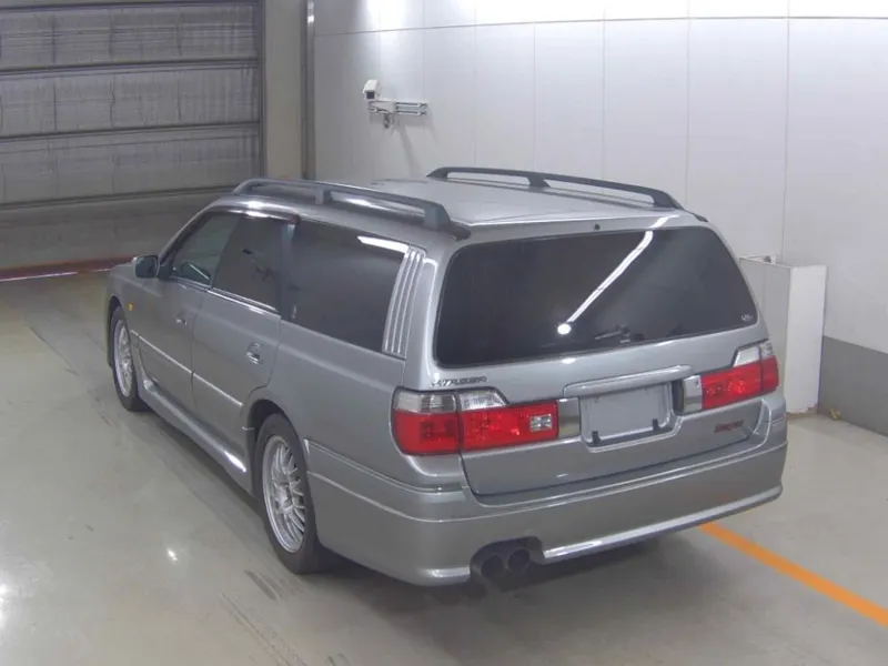 Nissan Stagea "AUTECH" VERSION 260RS · 2000 – Weitere Ansicht (Auktionsfoto)
