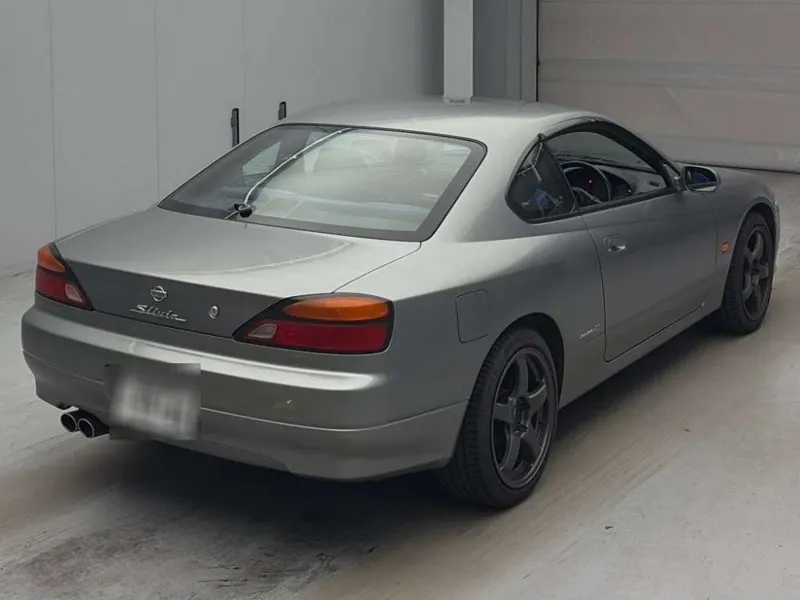Nissan Silvia  · 2001 – Weitere Ansicht (Auktionsfoto)