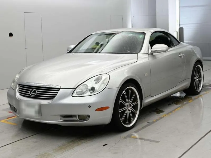 Toyota Soarer 430SCV · 2003 – Außenansicht (Auktionsfoto)
