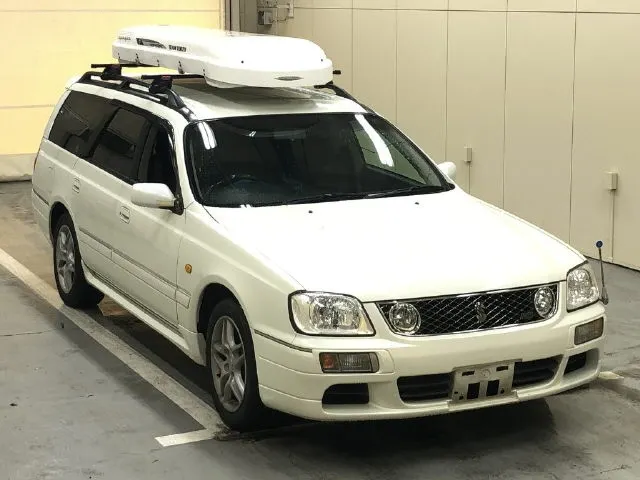 Nissan Stagea 25RS PRIME EDI SI · 2000 – Außenansicht (Auktionsfoto)