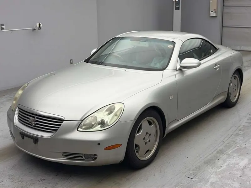 Toyota Soarer 430SCV · 2001 – Außenansicht (Auktionsfoto)