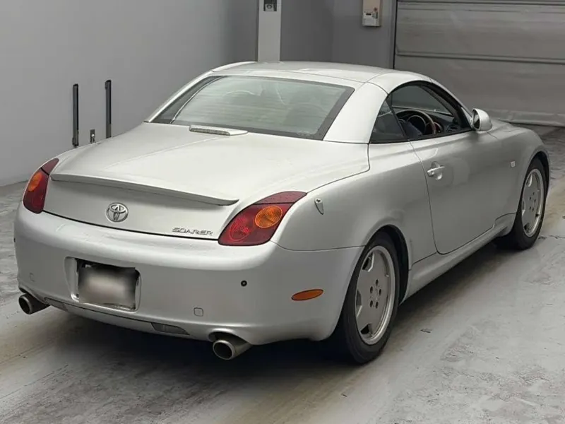 Toyota Soarer 430SCV · 2001 – Weitere Ansicht (Auktionsfoto)