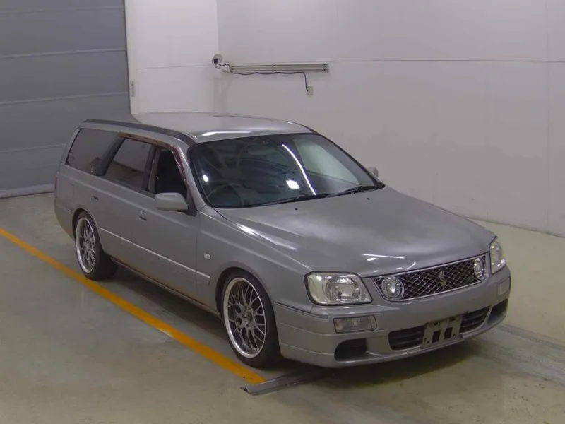 Nissan Stagea 25RS · 1999 – Außenansicht (Auktionsfoto)