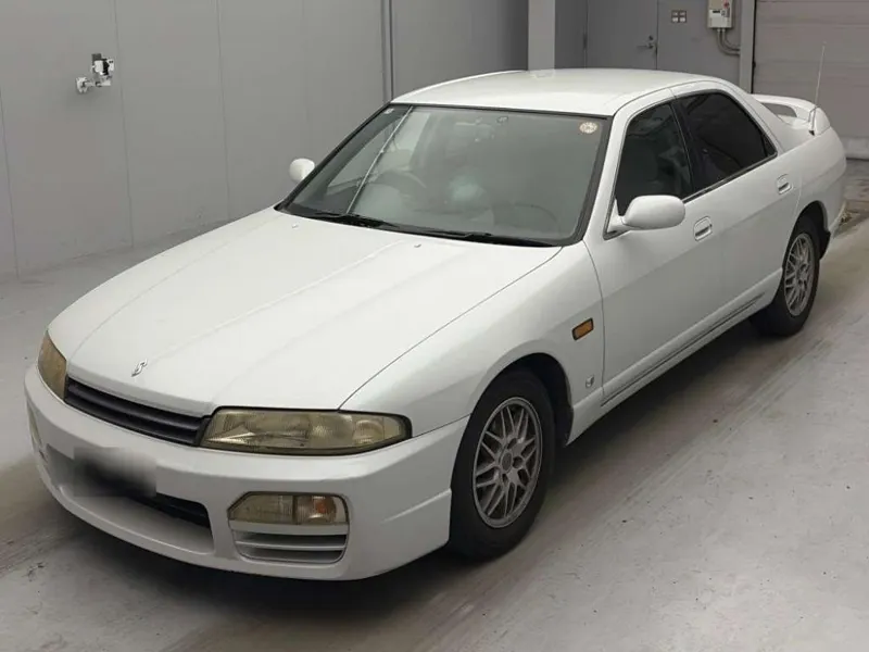 Nissan Skyline  · 1997 – Außenansicht (Auktionsfoto)