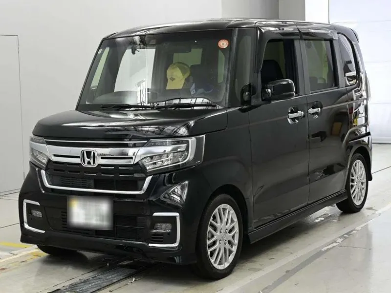Honda N-BOX Custom Turbo L TURBO · 2022 – Außenansicht (Auktionsfoto)