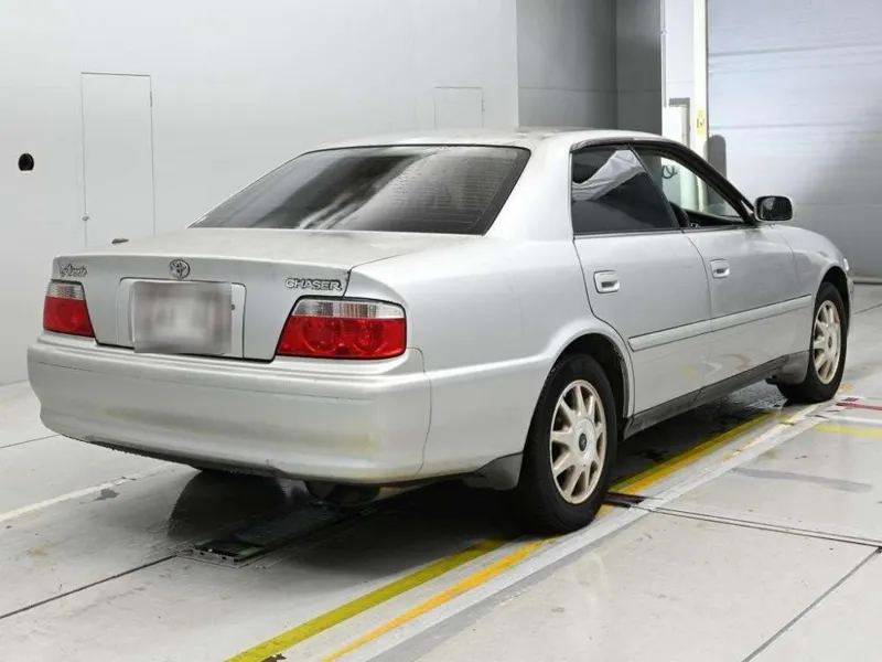 Toyota Chaser AVANTE · 1999 – Weitere Ansicht (Auktionsfoto)