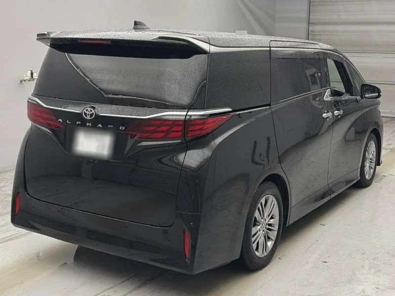 Toyota Alphard Z · 2025 – Weitere Ansicht (Auktionsfoto)