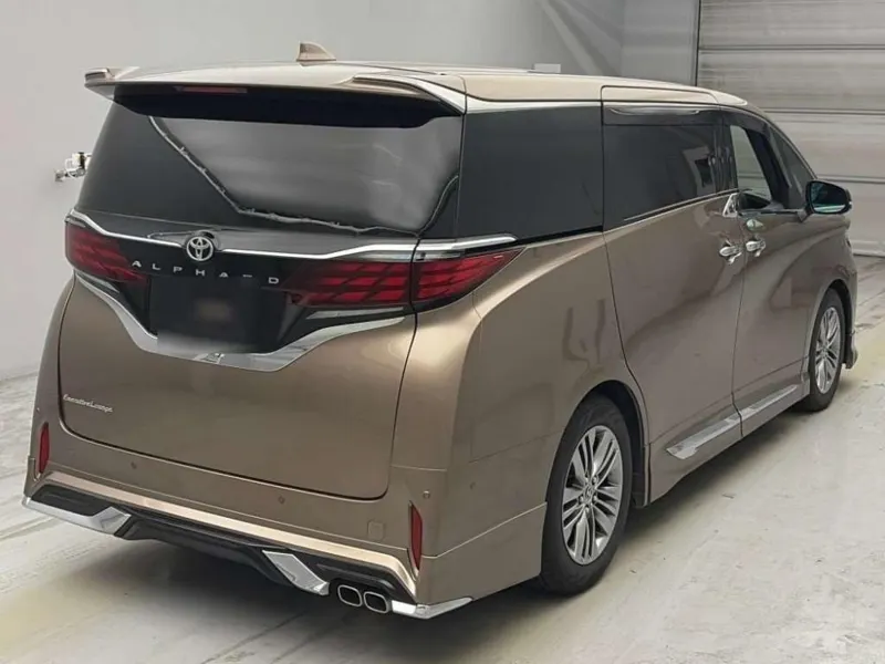 Toyota Alphard Z · 2023 – Weitere Ansicht (Auktionsfoto)