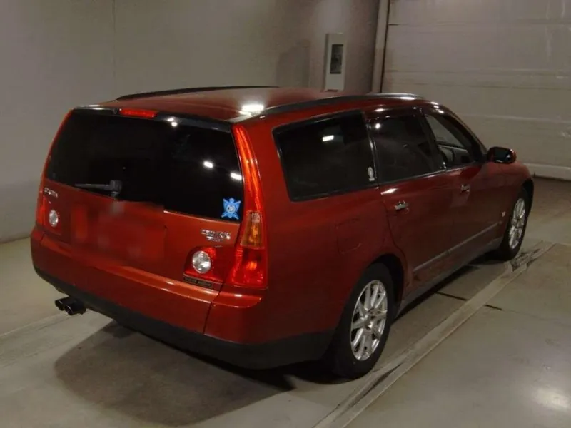 Nissan Stagea 250RX FOUR 4WD · 2001 – Weitere Ansicht (Auktionsfoto)