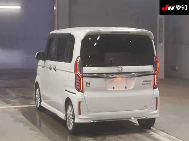 Honda N-BOX Custom Turbo L TURBO · 2023 – Weitere Ansicht (Auktionsfoto)