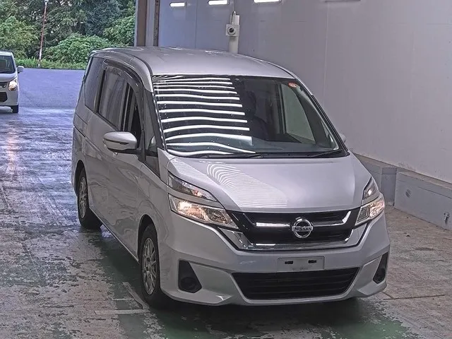 Nissan Serena S · 2017 – Außenansicht (Auktionsfoto)