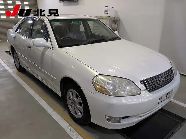 Toyota Mark II 4WD GRANDE G_FOUR · 2001 – Außenansicht (Auktionsfoto)