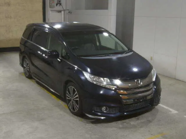 Honda Odyssey ABSOLUTE EX 7 PERSON · 2014 – Außenansicht (Auktionsfoto)