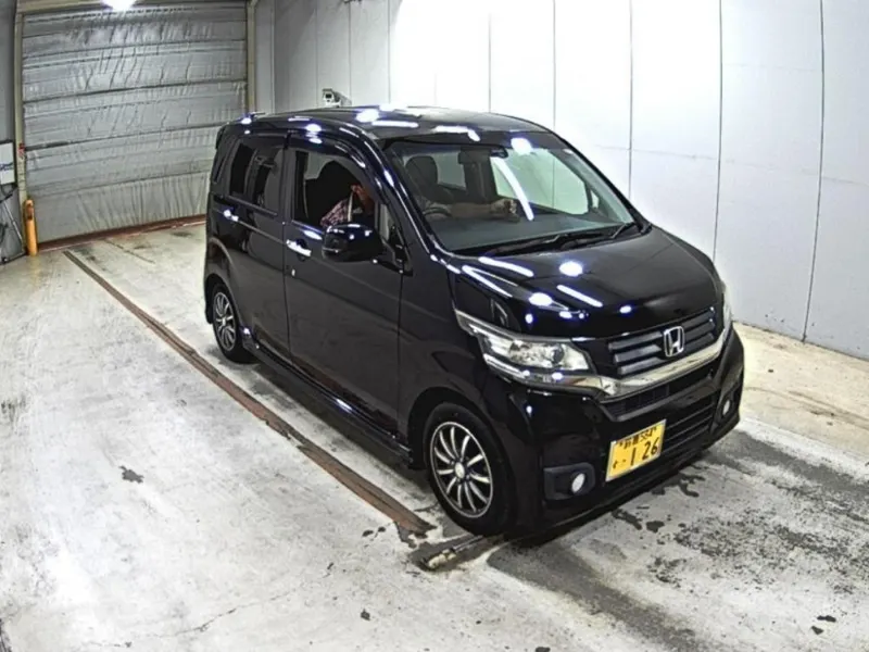 Honda N-WGN G* TURBO PACKAGE · 2016 – Außenansicht (Auktionsfoto)