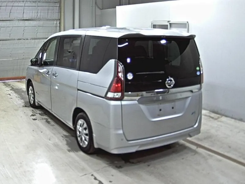 Nissan Serena X V SELECTION · 2017 – Weitere Ansicht (Auktionsfoto)