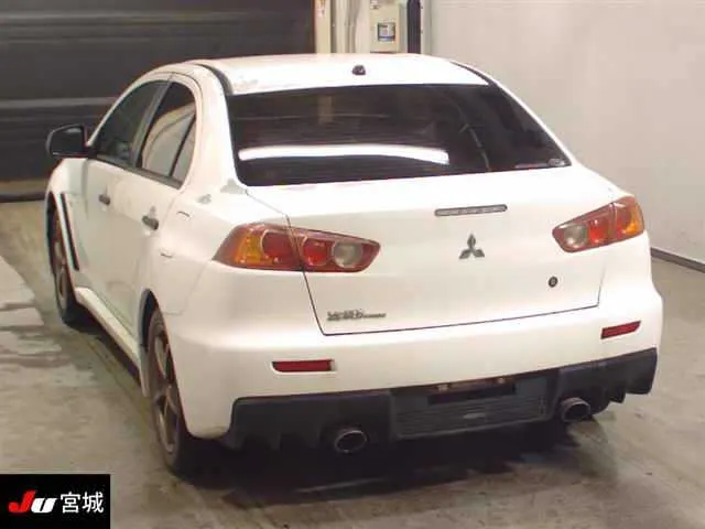 Mitsubishi Lancer Evolution 4WD EVOLUTION X RS · 2007 – Weitere Ansicht (Auktionsfoto)