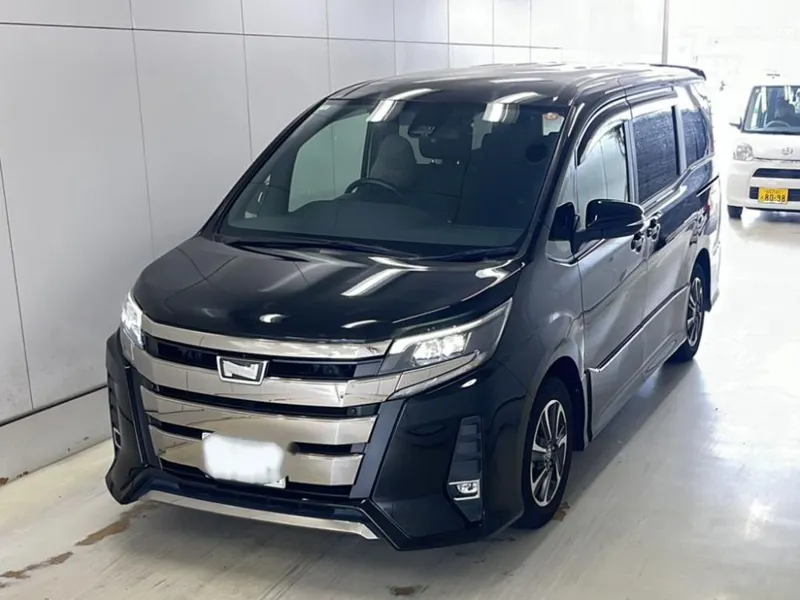 Toyota Noah – Auktionsbeispiel