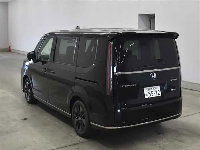 Honda Stepwgn EHEV SPADA · 2026 – Weitere Ansicht (Auktionsfoto)