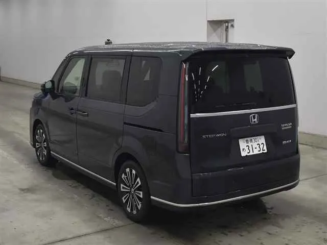 Honda Stepwgn EHEV SPADA PREMIUM LINE · 2026 – Weitere Ansicht (Auktionsfoto)
