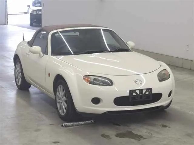 Mazda Roadster MX-5  · 2005 – Außenansicht (Auktionsfoto)