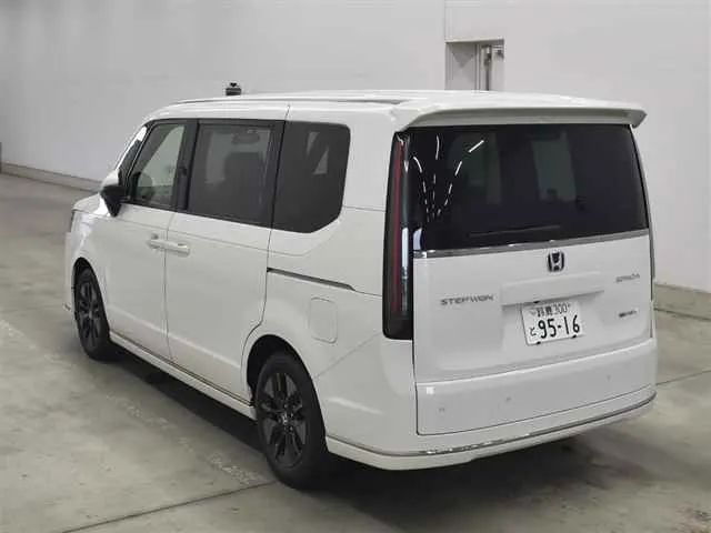 Honda Stepwgn EHEV SPADA · 2026 – Weitere Ansicht (Auktionsfoto)