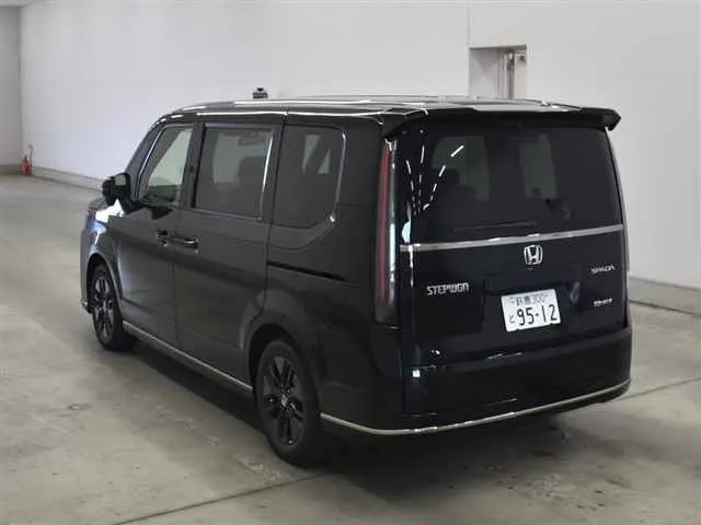Honda Stepwgn EHEV SPADA 30 ANNYVERSARY SPECIAL RESOURCE CAR · 2026 – Weitere Ansicht (Auktionsfoto)