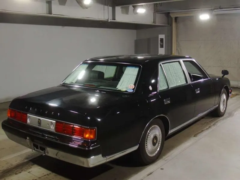 Toyota CENTURY FLOOR SHIFT · 2011 – Weitere Ansicht (Auktionsfoto)