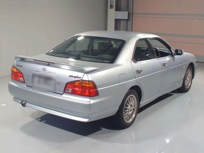 Nissan LAUREL 25 CLUB S TYPE X · 1997 – Weitere Ansicht (Auktionsfoto)