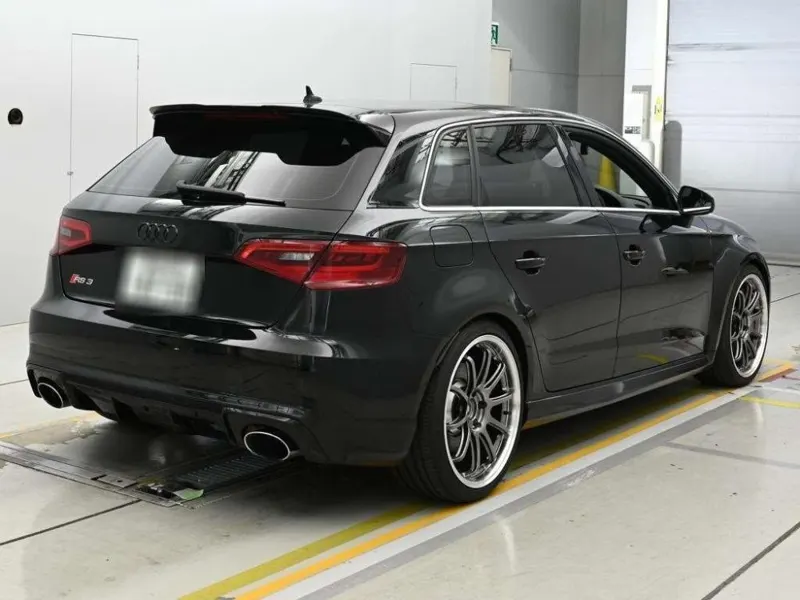 Audi RS3 SPORTBACK 4WD · 2015 – Weitere Ansicht (Auktionsfoto)