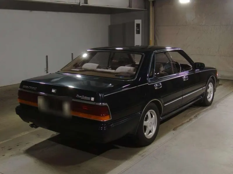 Nissan CEDRIC GRAN TURISMO SV · 1987 – Weitere Ansicht (Auktionsfoto)