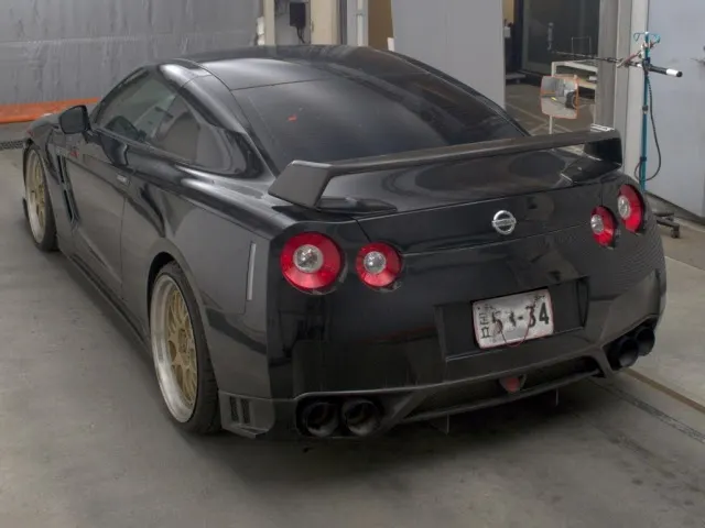 Nissan GT-R PREMIUM EDITION T · 2007 – Weitere Ansicht (Auktionsfoto)