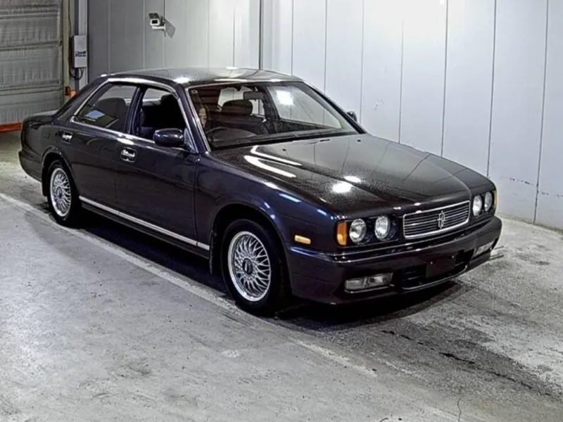 Nissan CEDRIC GRAN TURISMO · 1993 – Außenansicht (Auktionsfoto)