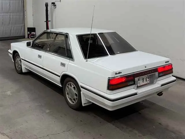 Nissan LAUREL GRAND EXTRA · 1988 – Weitere Ansicht (Auktionsfoto)
