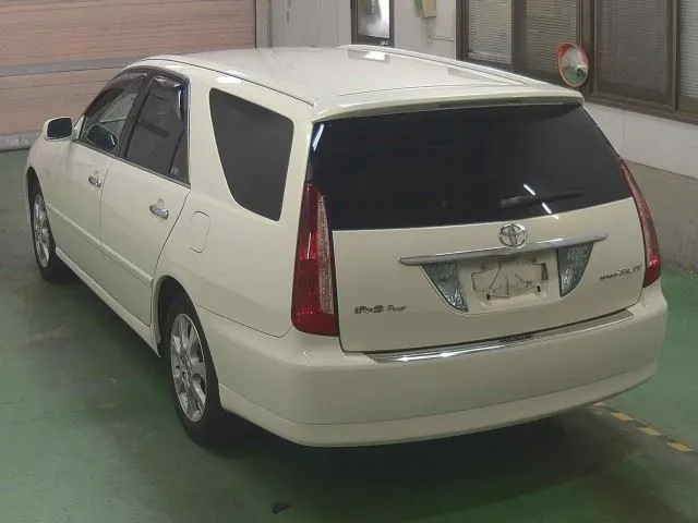 Toyota MARK II BLIT 4WD 2.5iR-S Four · 2004 – Weitere Ansicht (Auktionsfoto)