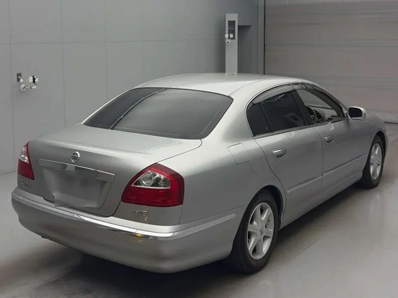 Nissan CIMA 450XL · 2002 – Weitere Ansicht (Auktionsfoto)