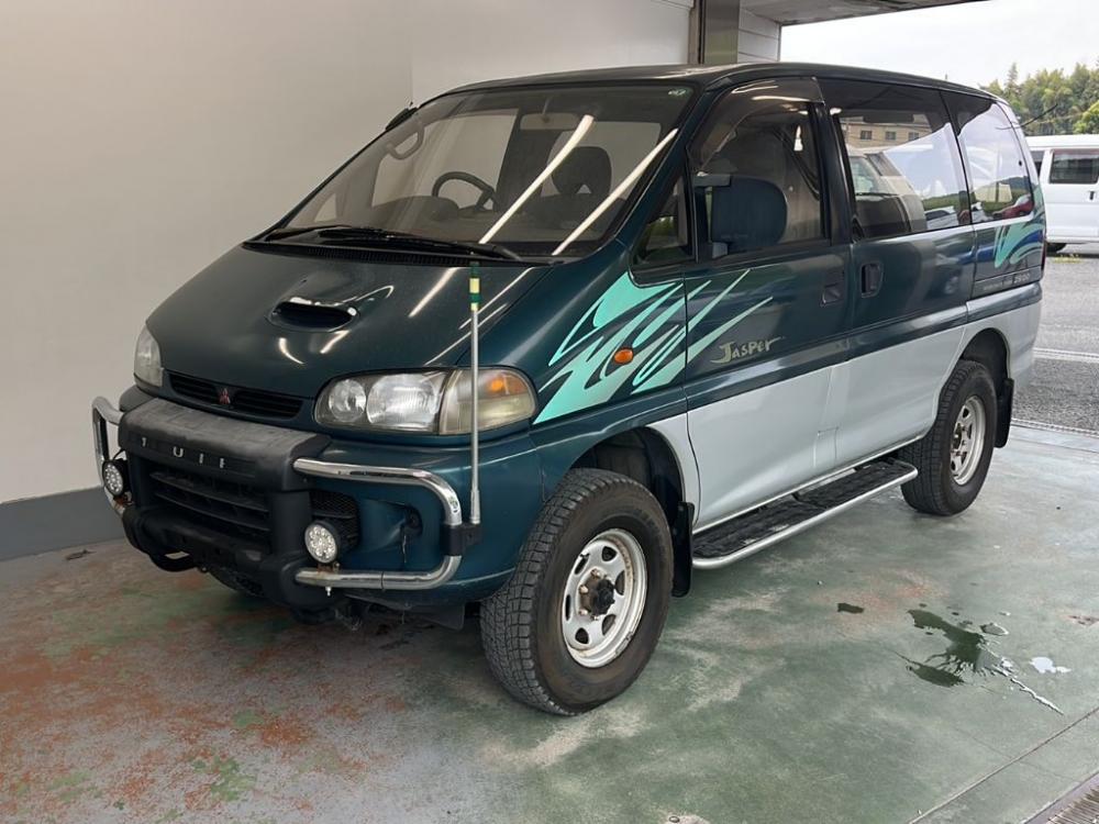 Mitsubishi DELICA SPACE GEAR JASPER 4WD · 1996 – Außenansicht (Auktionsfoto)