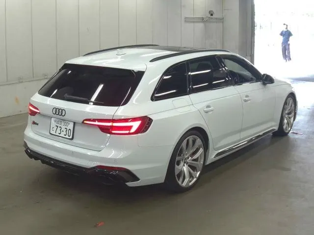 Audi RS4 AVANTE RS4 AVANTE · 2019 – Weitere Ansicht (Auktionsfoto)