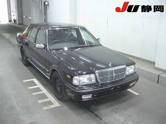 Nissan CEDRIC BROUGHAM · 1996 – Außenansicht (Auktionsfoto)
