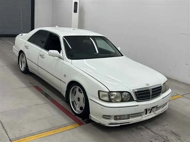 Nissan CIMA 41L · 1997 – Außenansicht (Auktionsfoto)