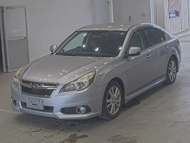 Subaru LEGACY 4WD · 2012 – Außenansicht (Auktionsfoto)