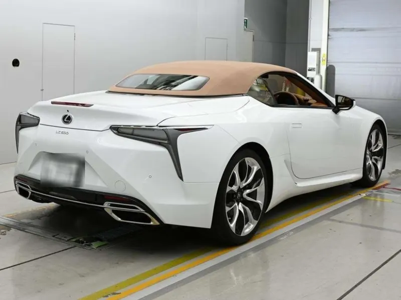 Lexus LC LC500 · 2022 – Weitere Ansicht (Auktionsfoto)