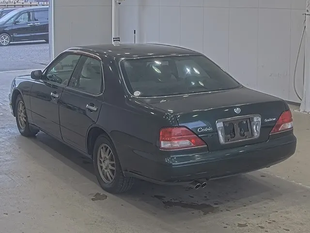 Nissan CEDRIC · 1997 – Weitere Ansicht (Auktionsfoto)